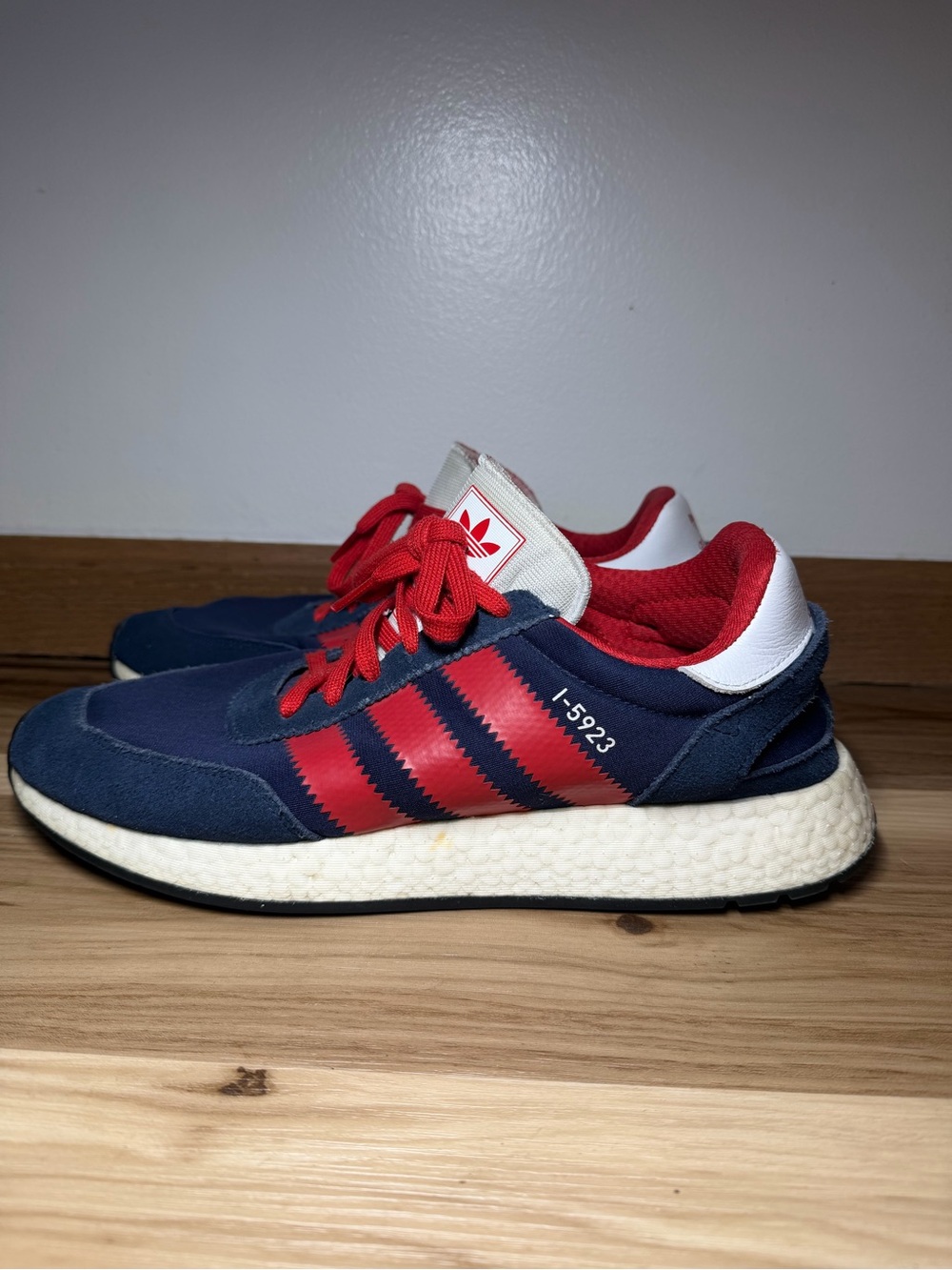 adidas I-5923 Iniki Runner Collegiate Navy Red D96819 Men’s Size 11.5 VGUC